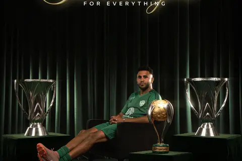 رسميًا.. الأهلي السعودي يعلن رحيل رياض محرز